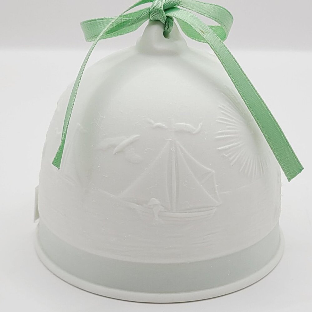 Lladró Summer Bell Ornament 17614 Mint Green Ribbon Porcelain Vtg 1992 In Box - Picture 4 of 14